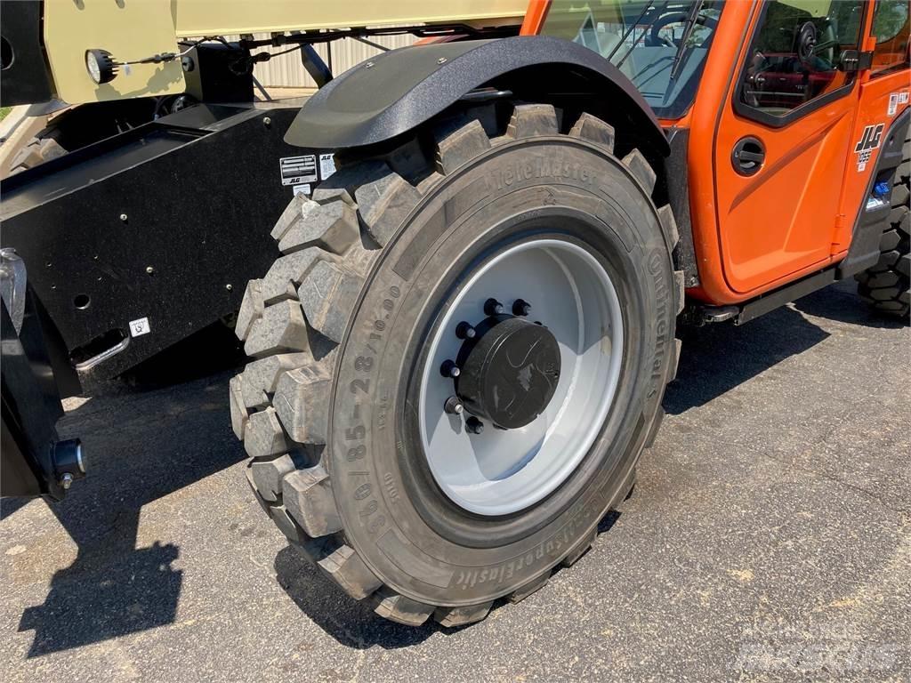 JLG 1055 Teleskoplæssere