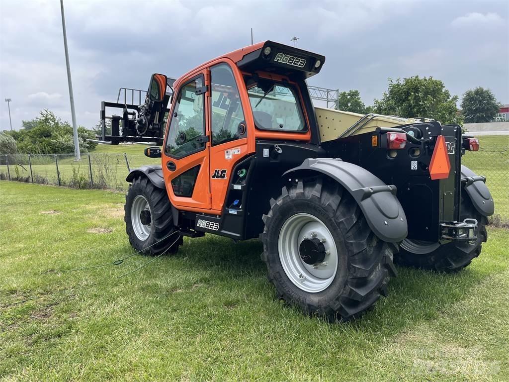 JLG 823 Teleskoplæssere