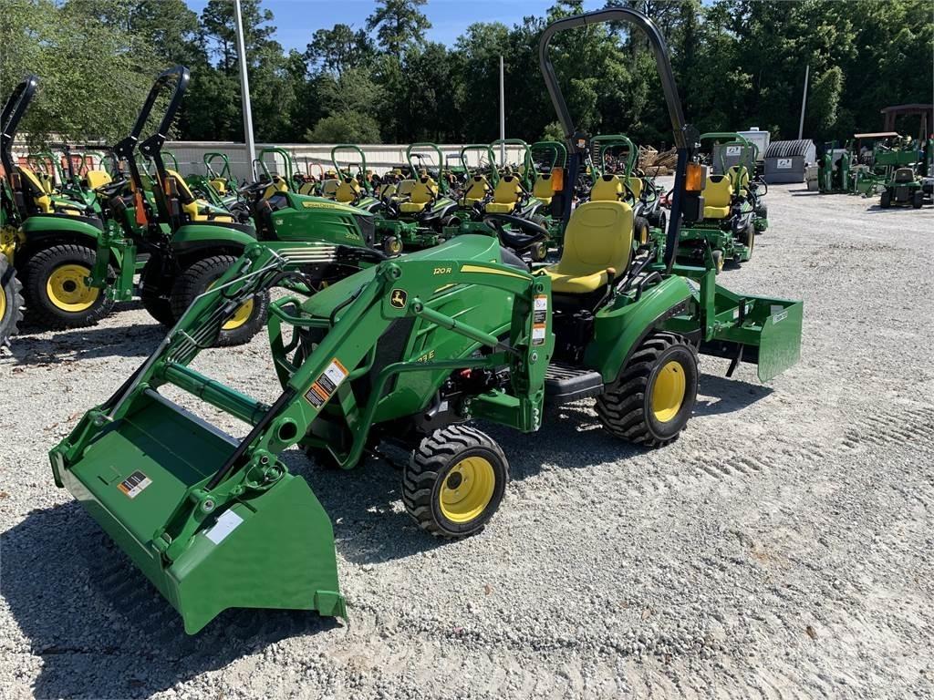 John Deere 1023E Kompakte traktorer