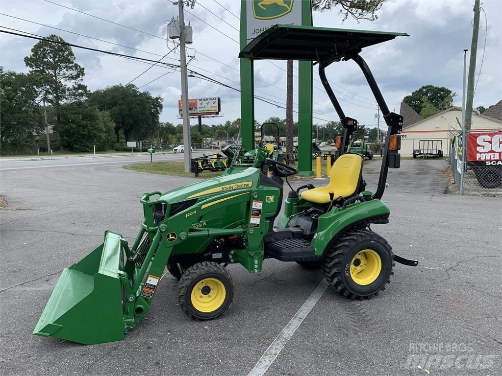 John Deere 1023E Kompakte traktorer