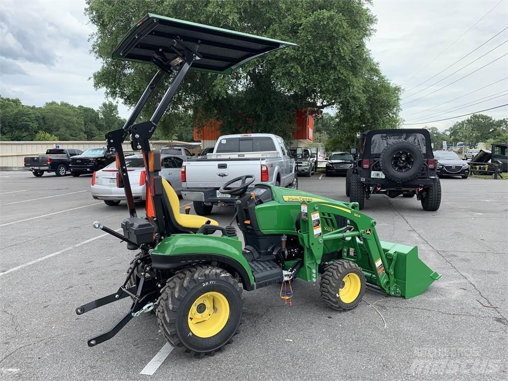 John Deere 1023E Kompakte traktorer
