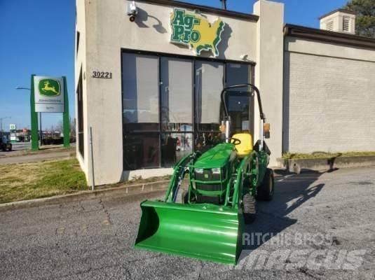 John Deere 1023E Kompakte traktorer