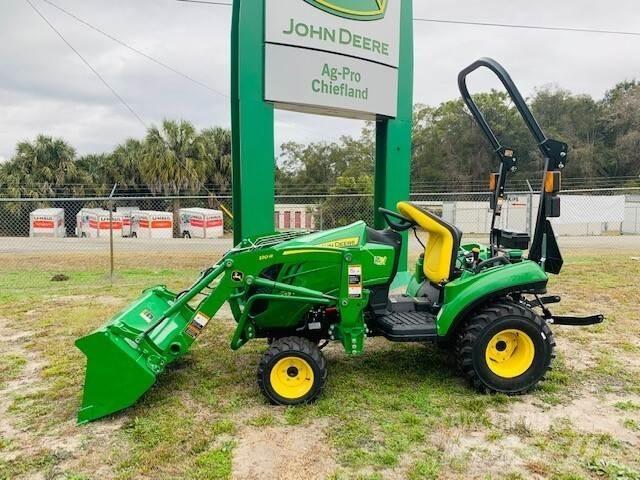 John Deere 1023E Kompakte traktorer