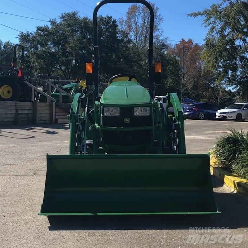 John Deere 1023E Kompakte traktorer