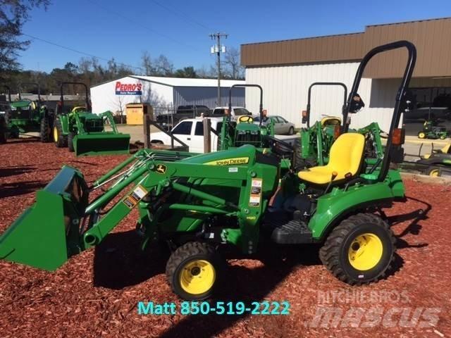 John Deere 1023E Kompakte traktorer