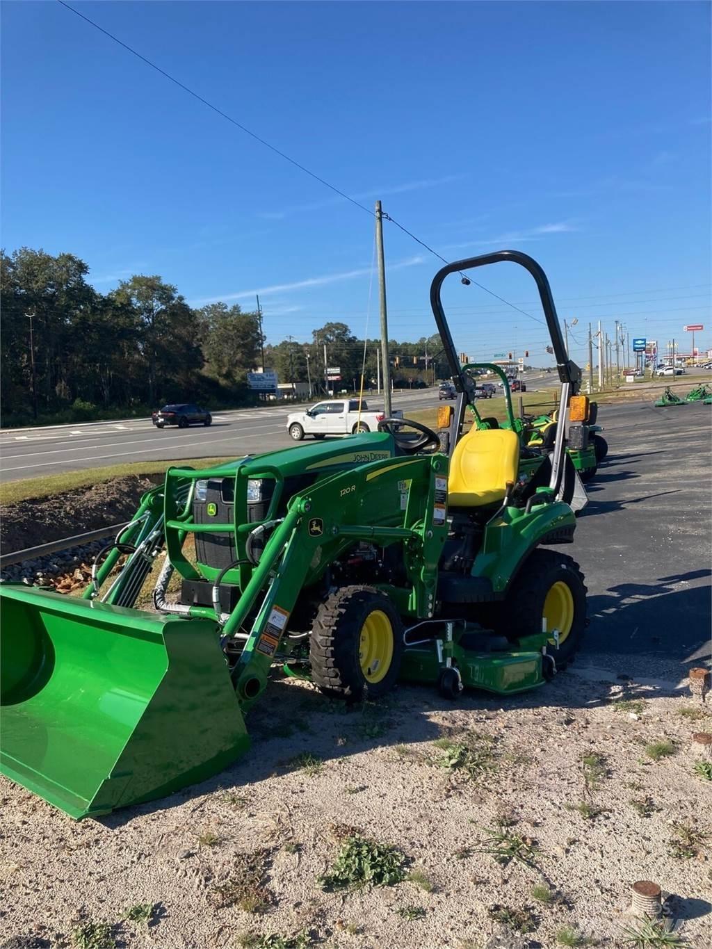 John Deere 1023E Kompakte traktorer
