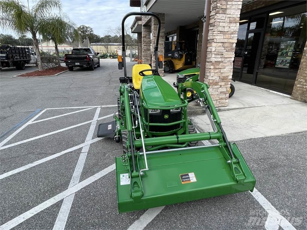 John Deere 1023E Kompakte traktorer
