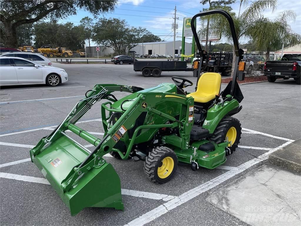 John Deere 1023E Kompakte traktorer