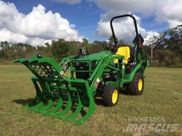 John Deere 1025R Kompakte traktorer