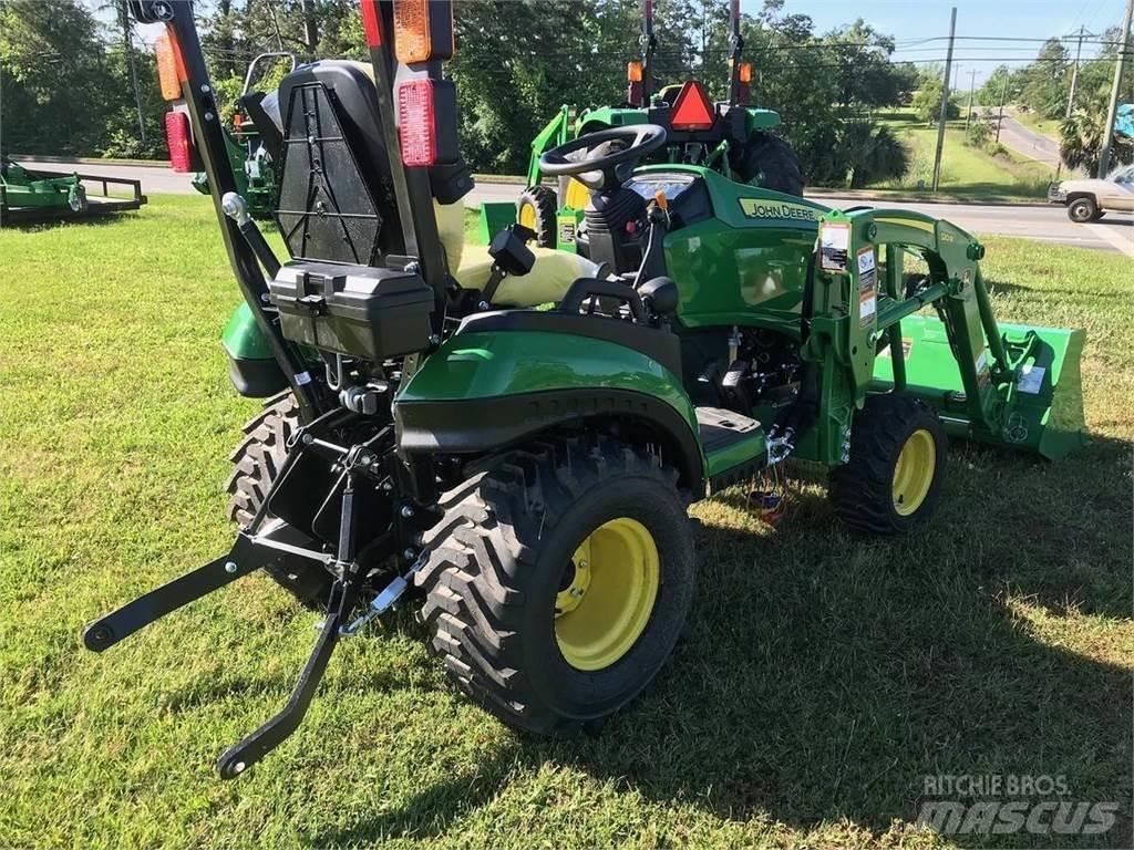 John Deere 1025R Kompakte traktorer