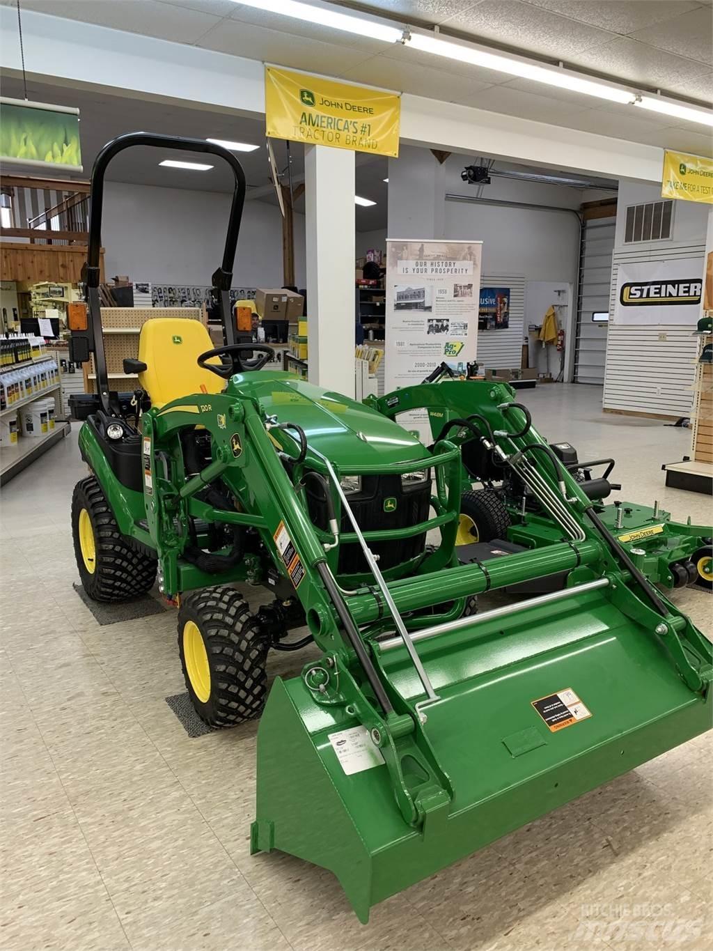 John Deere 1025R Kompakte traktorer
