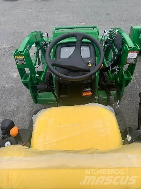 John Deere 1025R Kompakte traktorer