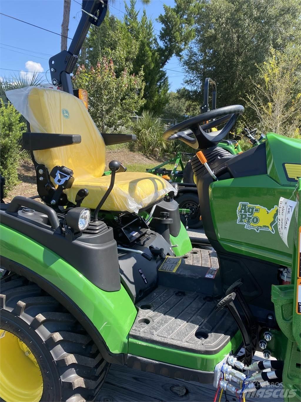 John Deere 1025R Kompakte traktorer