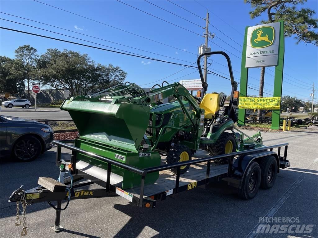 John Deere 1025R Kompakte traktorer