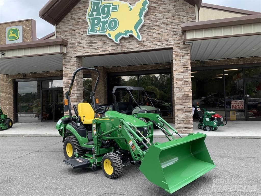 John Deere 1025R Kompakte traktorer