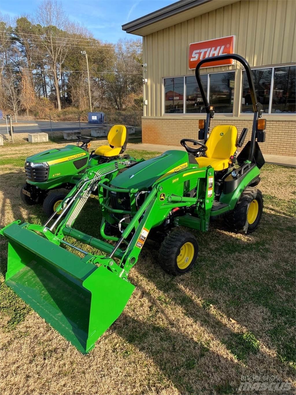 John Deere 1025R Kompakte traktorer