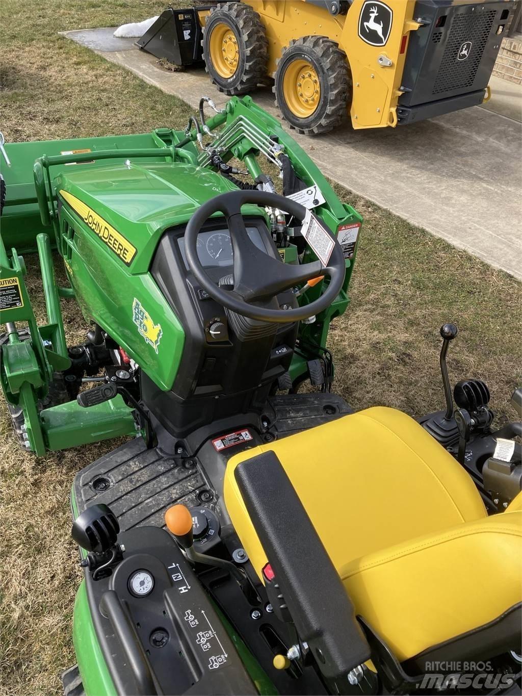 John Deere 1025R Kompakte traktorer