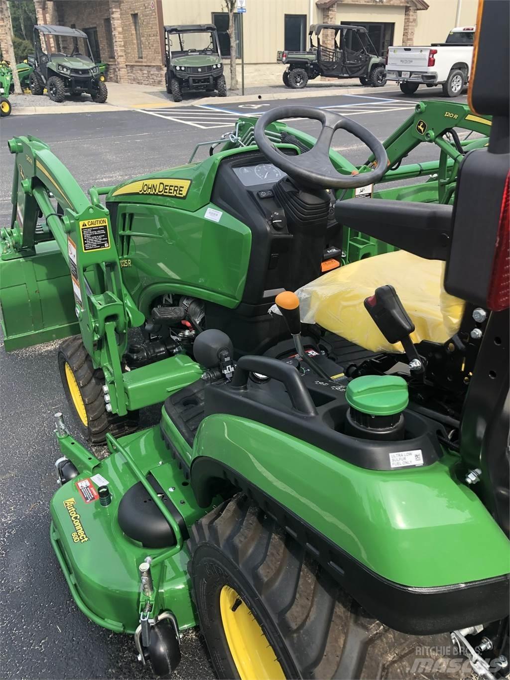 John Deere 1025R Kompakte traktorer