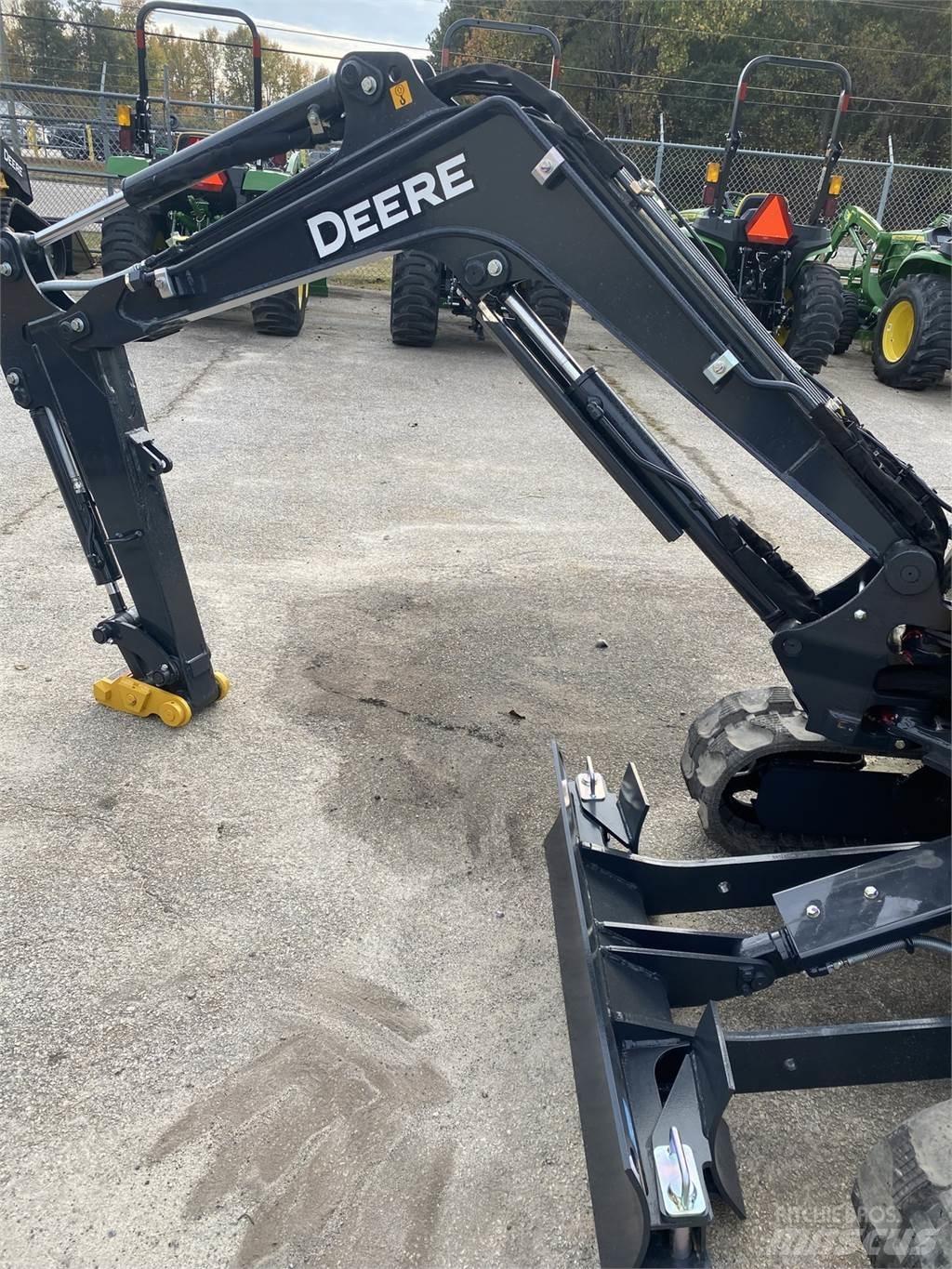 John Deere 17 P Minigravemaskiner