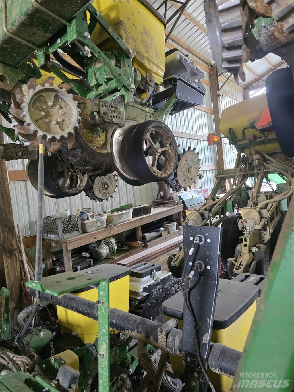 John Deere 1720 Plantemaskiner