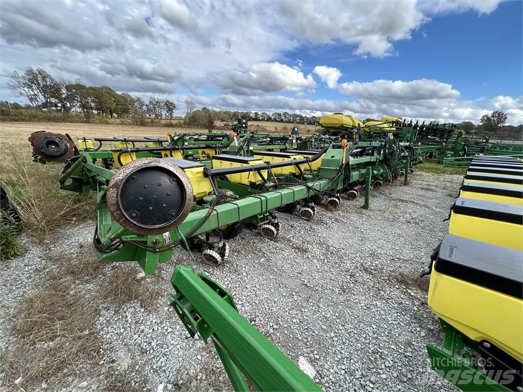 John Deere 1720 Plantemaskiner