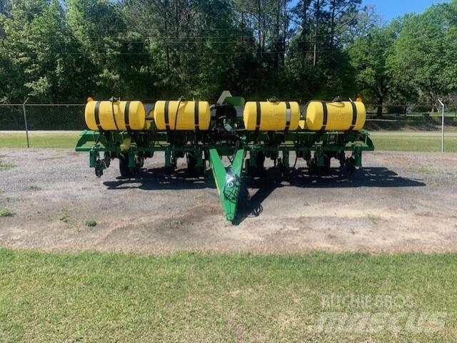 John Deere 1755 Plantemaskiner