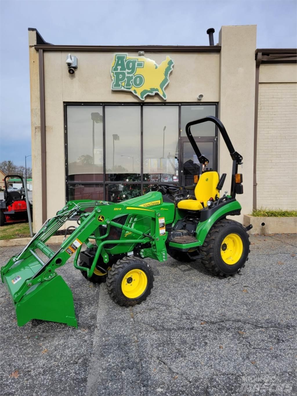 John Deere 2025R Kompakte traktorer