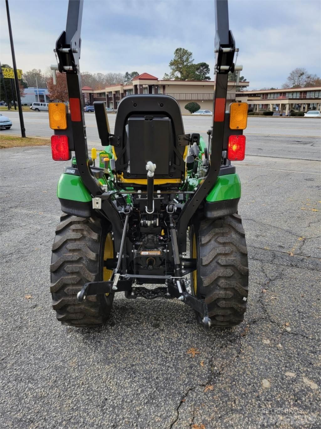 John Deere 2025R Kompakte traktorer