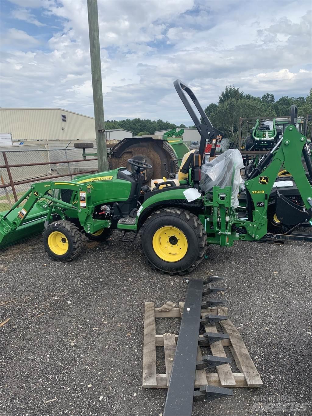 John Deere 2025R Kompakte traktorer