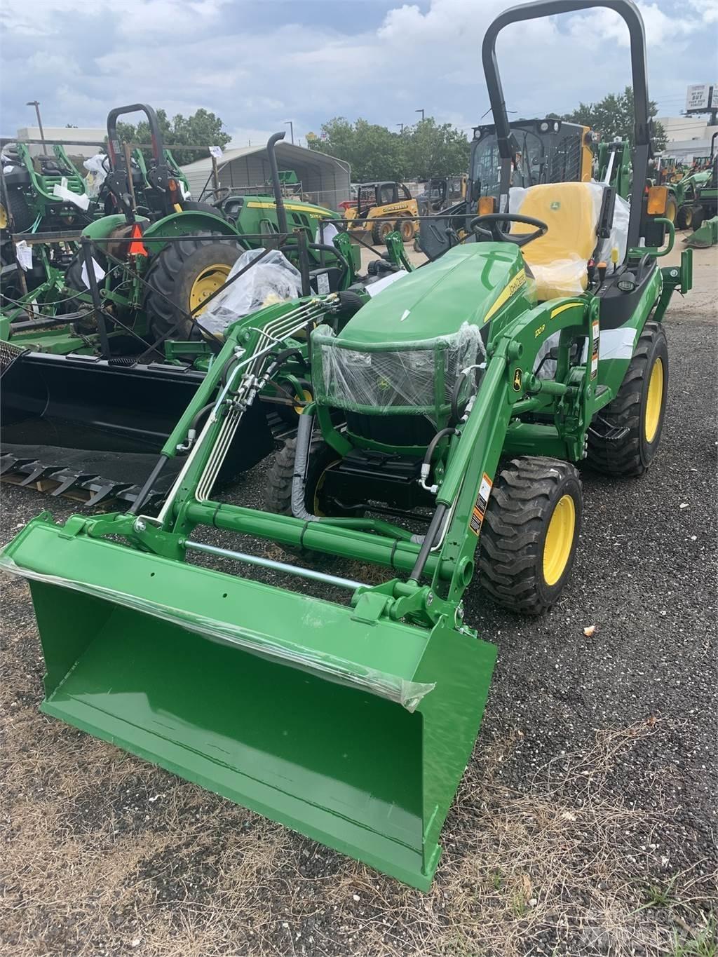 John Deere 2025R Kompakte traktorer