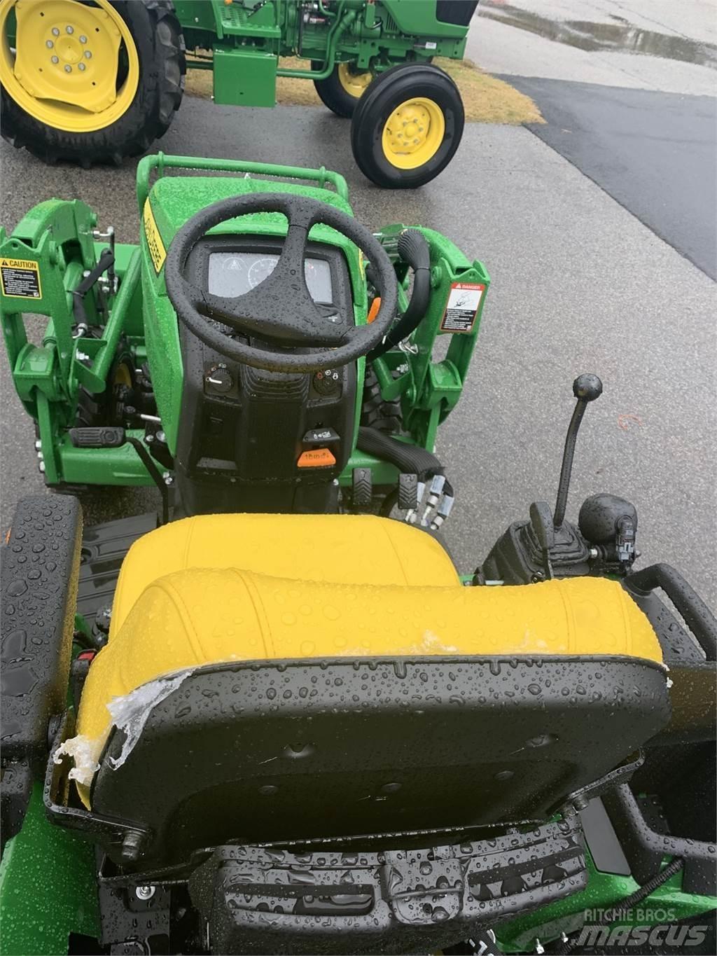 John Deere 2025R Kompakte traktorer