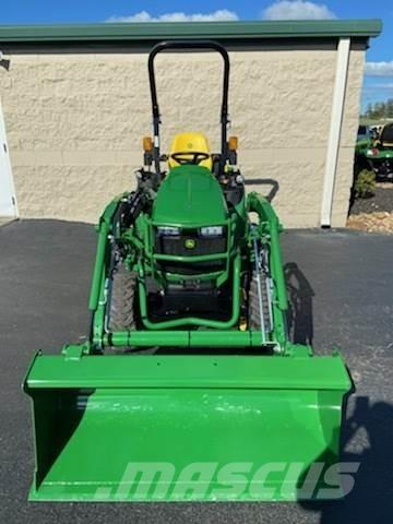 John Deere 2025R Kompakte traktorer