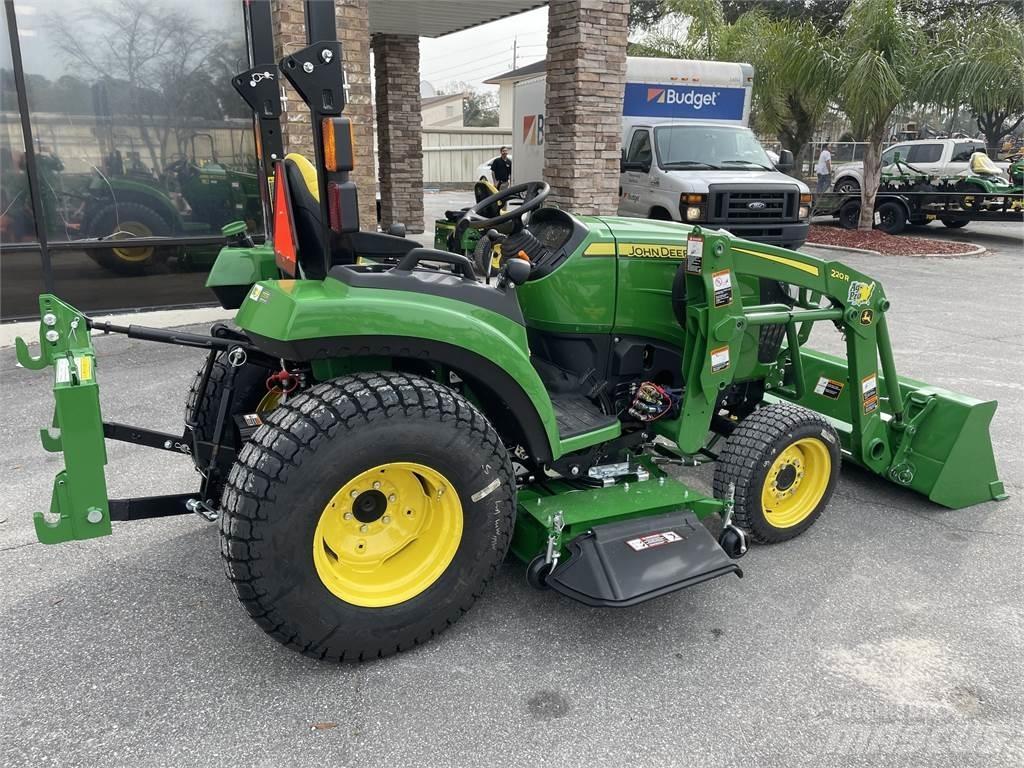 John Deere 2032R Kompakte traktorer