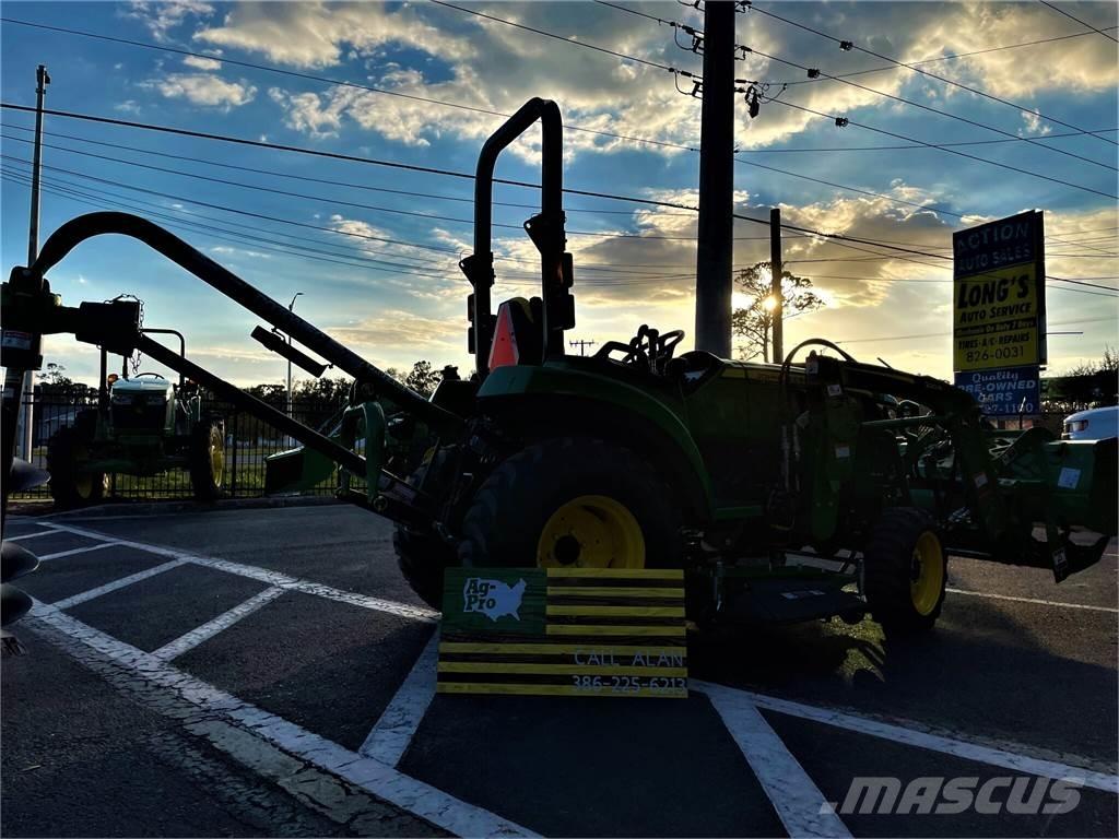 John Deere 2032R Kompakte traktorer