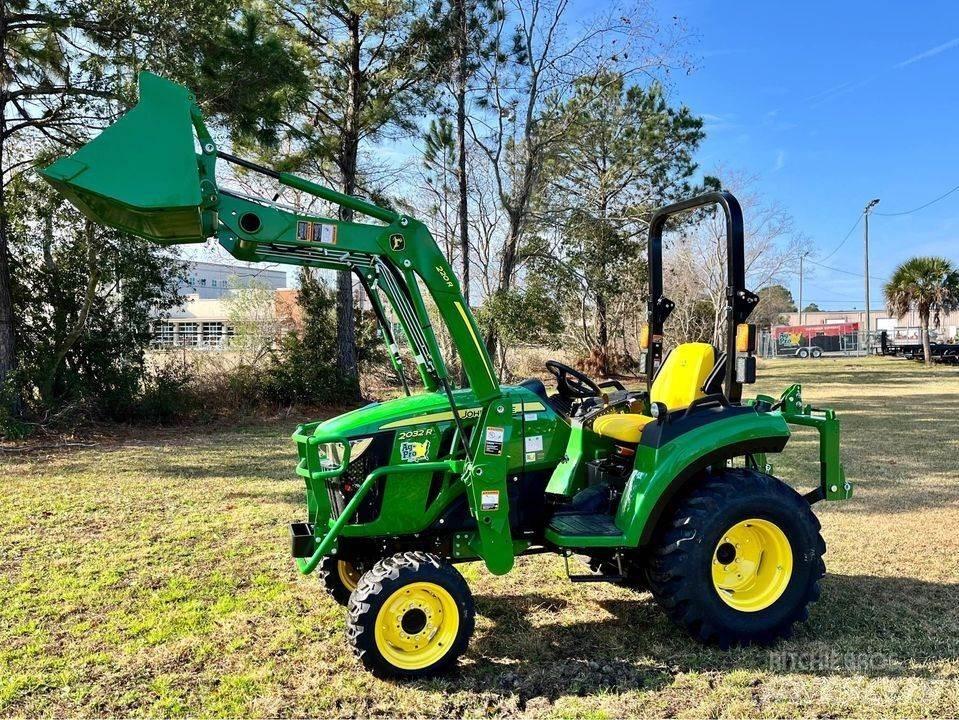 John Deere 2032R Kompakte traktorer