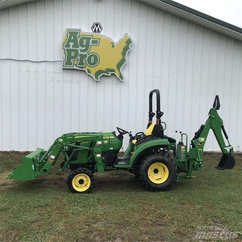 John Deere 2032R Kompakte traktorer