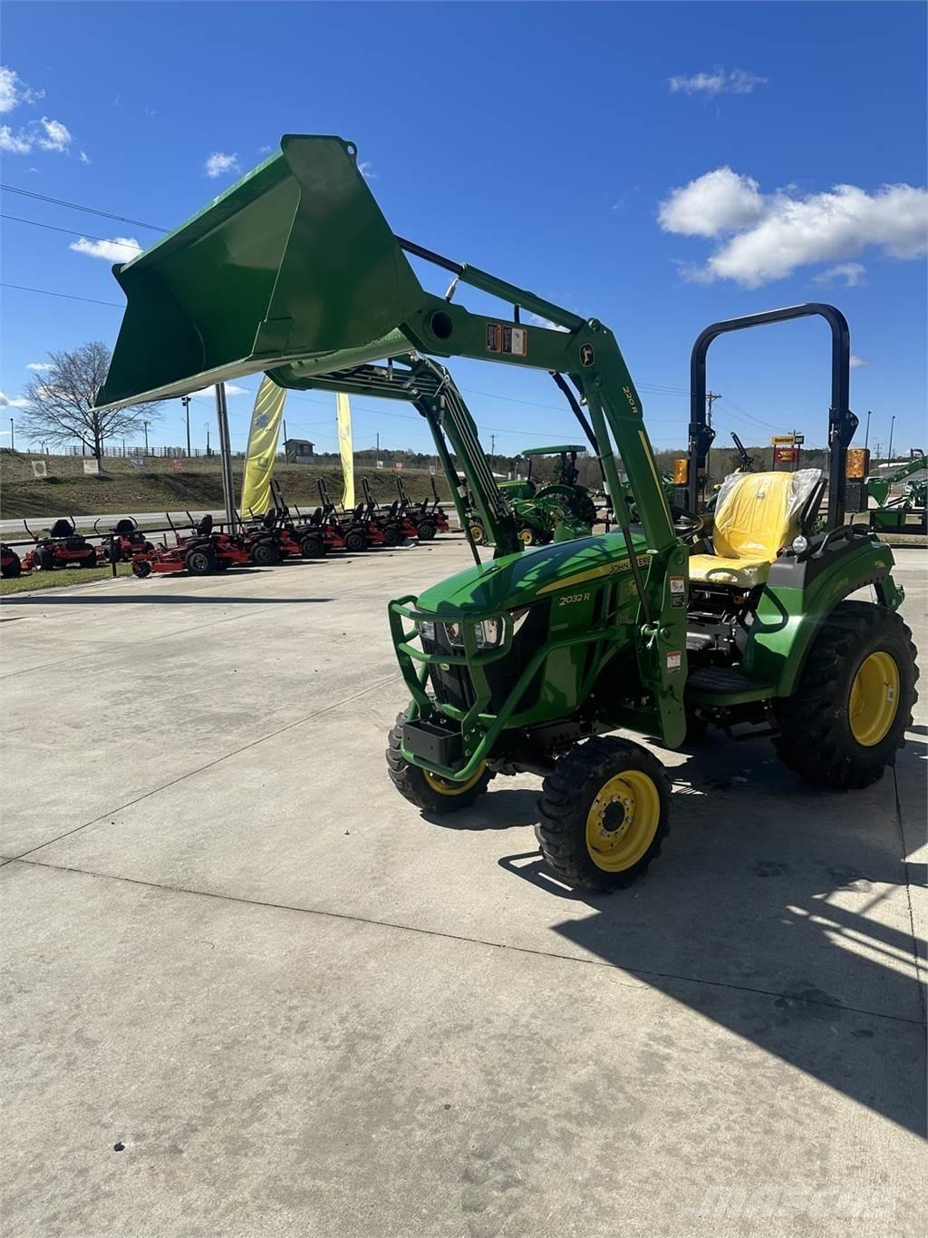 John Deere 2032R Kompakte traktorer