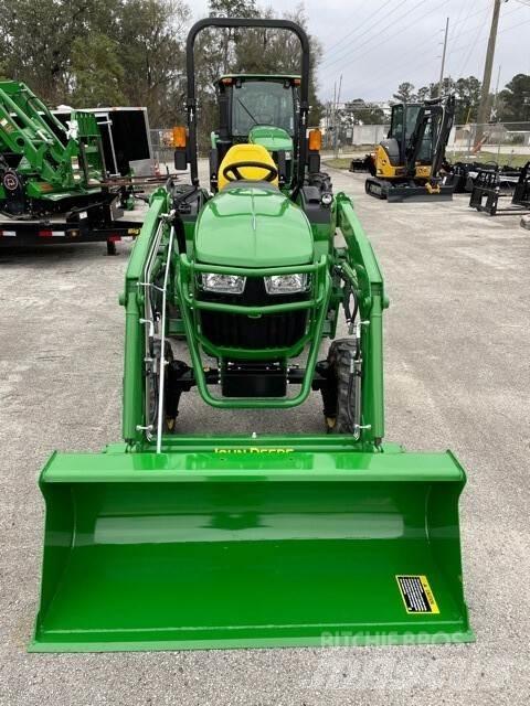 John Deere 2038R Kompakte traktorer