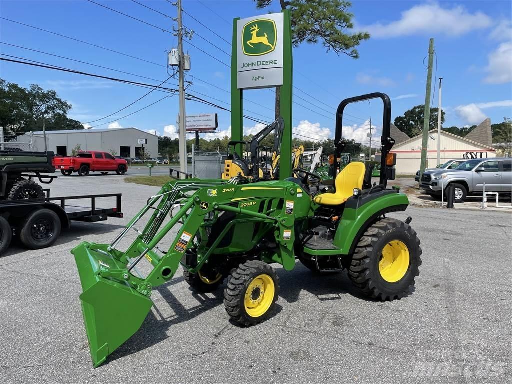 John Deere 2038R Kompakte traktorer