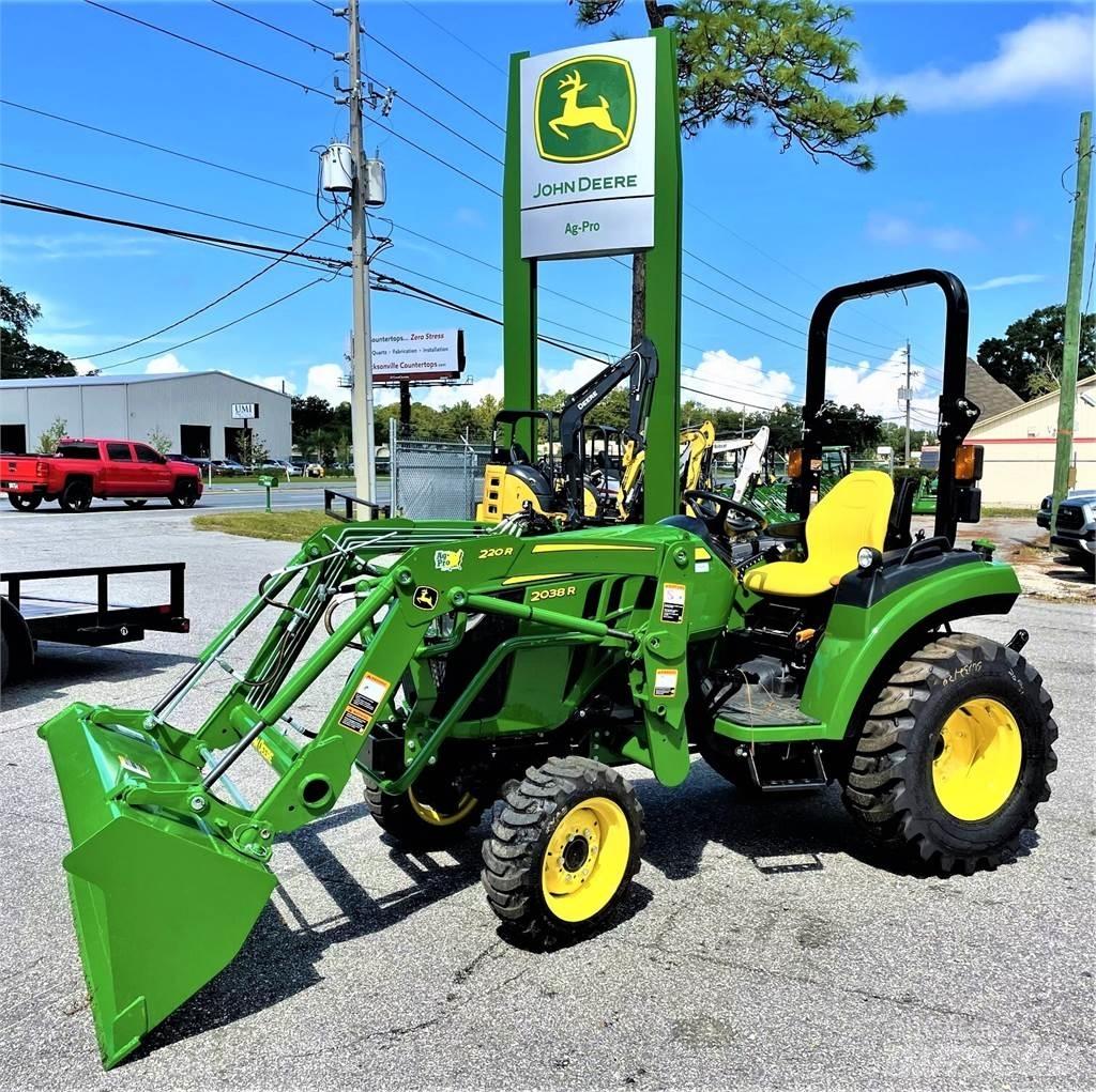 John Deere 2038R Kompakte traktorer
