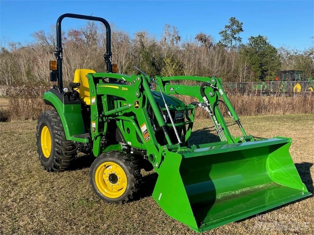 John Deere 2038R Kompakte traktorer