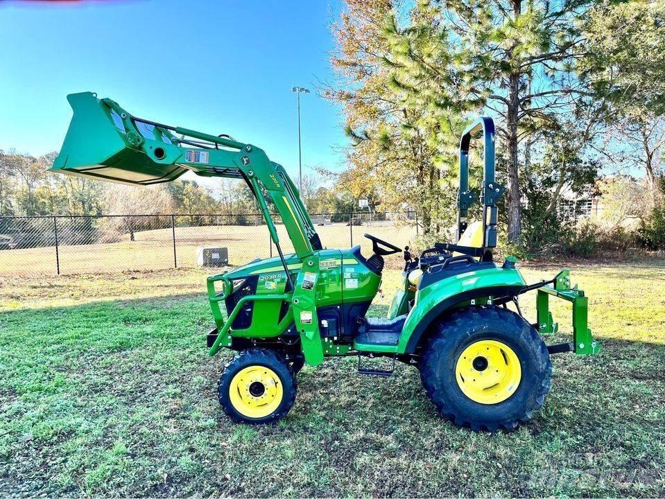 John Deere 2038R Kompakte traktorer