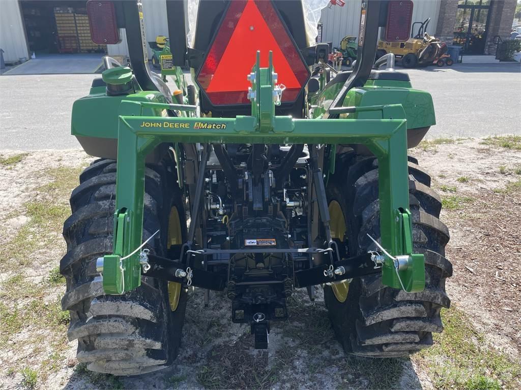 John Deere 2038R Kompakte traktorer