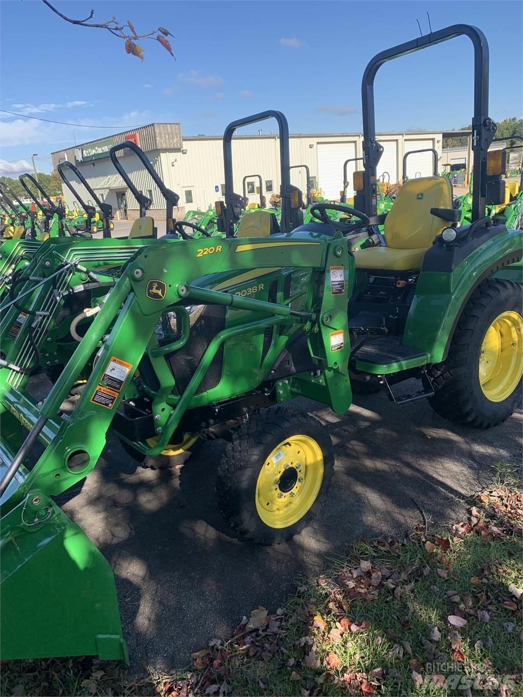 John Deere 2038R Kompakte traktorer