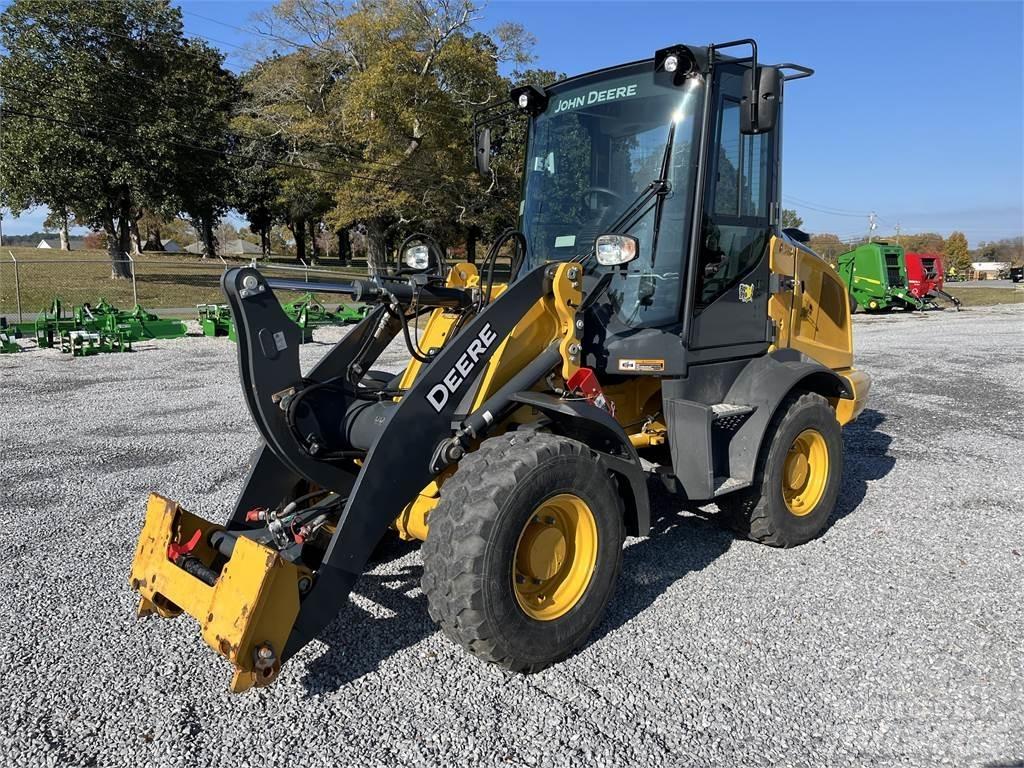 John Deere 244L Minilæsser - knækstyret