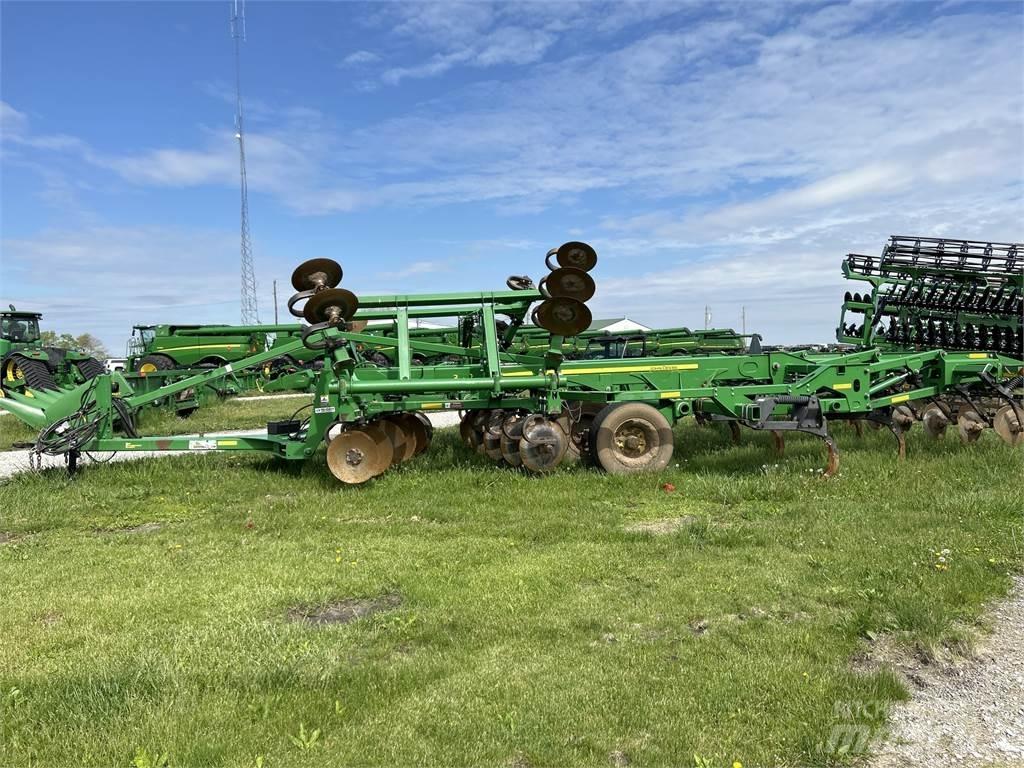 John Deere 2730 Andre jordbearbejdningsmaskiner og andet tilbehør