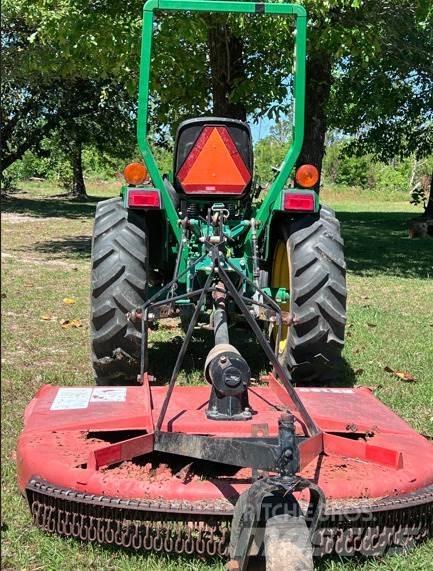 John Deere 3005 Kompakte traktorer