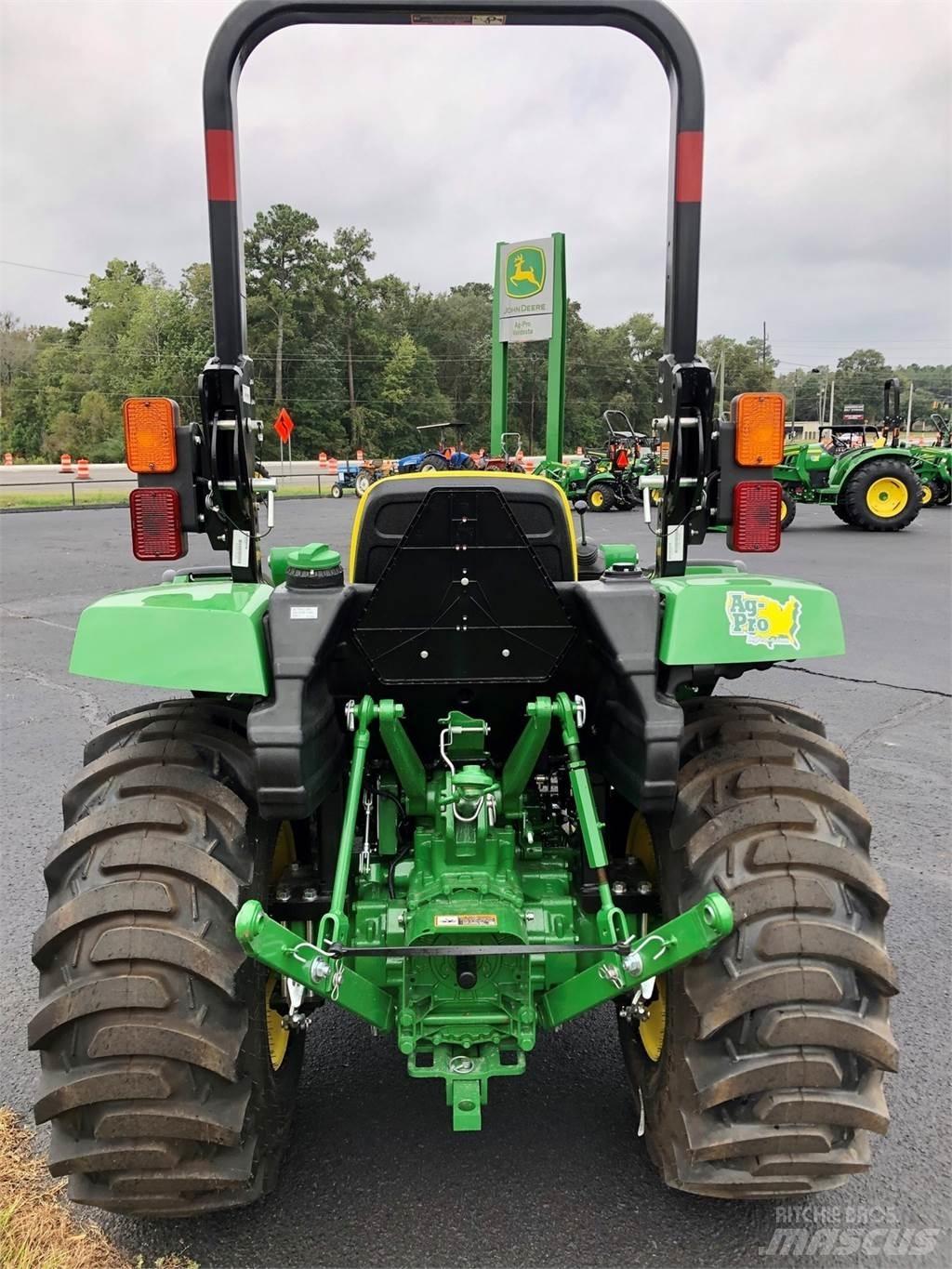 John Deere 3025D Kompakte traktorer
