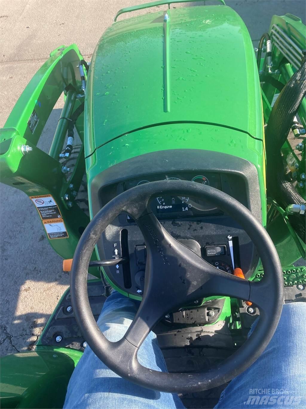 John Deere 3025D Kompakte traktorer