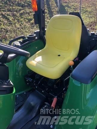 John Deere 3025E Kompakte traktorer